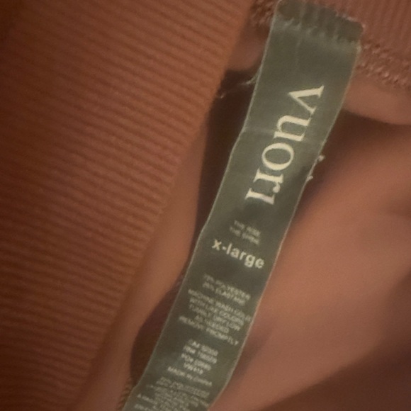 VUORI Daily Joggers ~ Rosewood - Picture 11 of 12